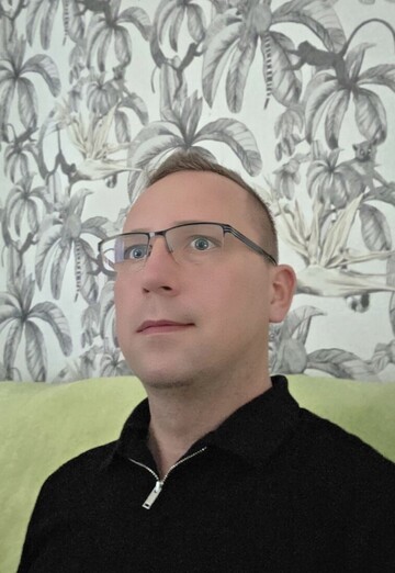 DG (@dg256) — my photo № 2