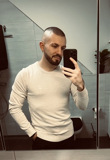 Nico (@nico622) — my photo № 1