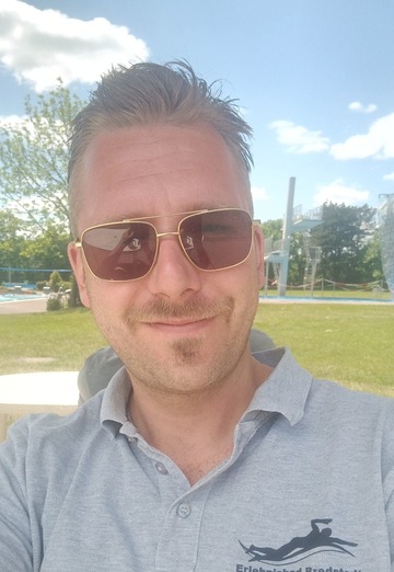 Christoph Sommer (@nfpauli) — my photo № 1