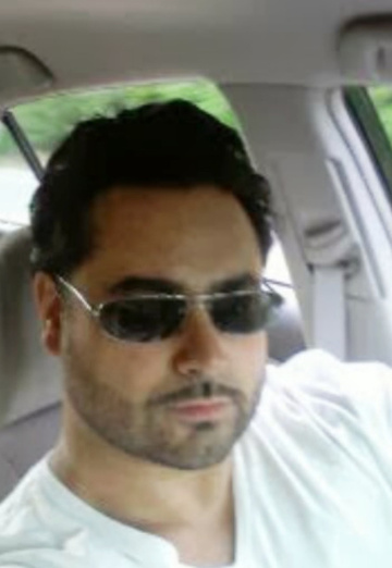 My photo - Mr.R, 51 from Beverly (@raul4202)