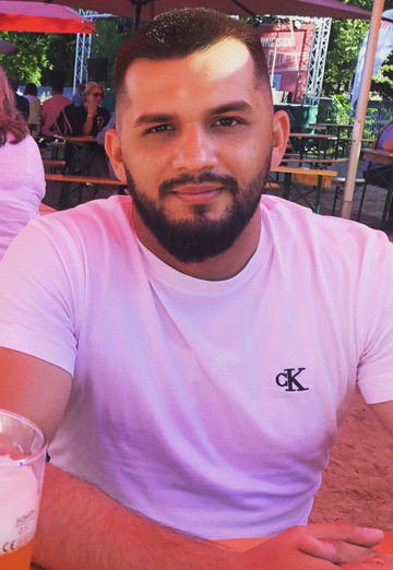 Loki (@loki827) — my photo № 1