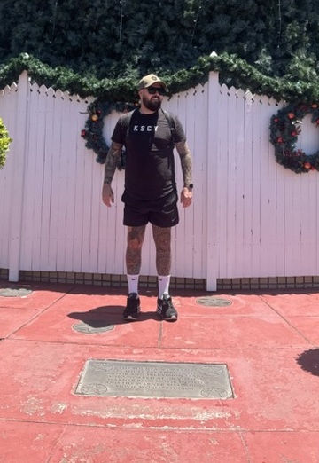 Hyland (@hyland) — my photo № 3