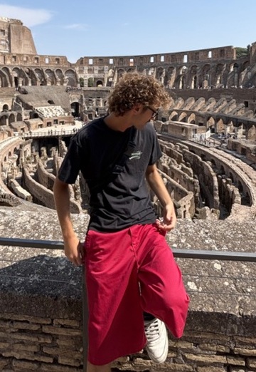 Saladin (@saladin72) — my photo № 3