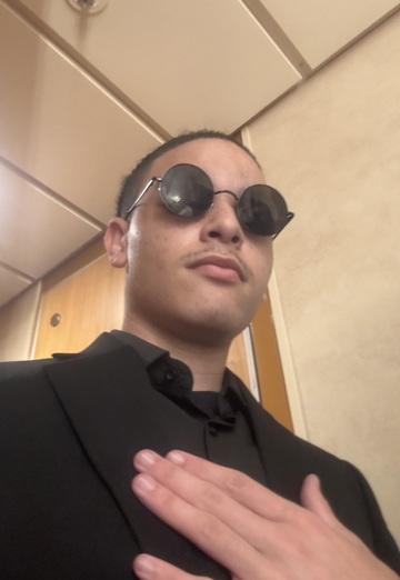 Trent (@trent61) — my photo № 1