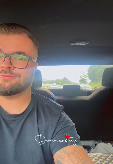 Manuel (@manuel1661) — my photo № 1