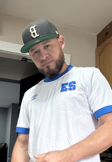 Melvin (@melvin234) — my photo № 1