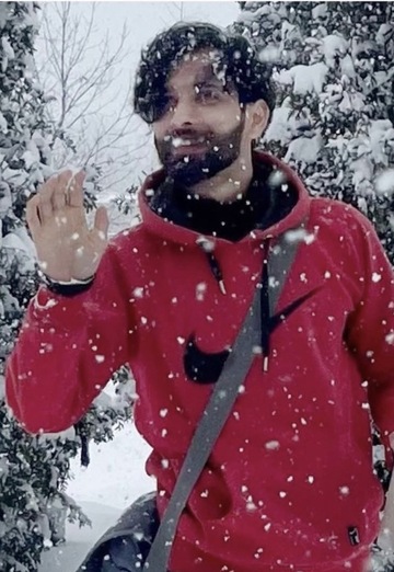 Karan (@karan747) — my photo № 1