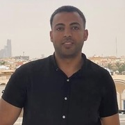 Hesham 28 Cairo