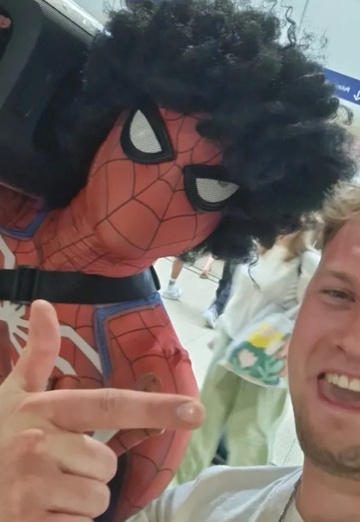 Leon (@leon7688) — my photo № 3