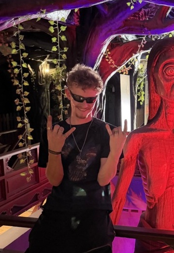 My photo - Tim, 24 from Bangkok (@timturnup)