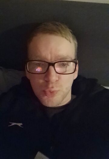 My photo - Terry, 34 from Bracknell (@terry728)