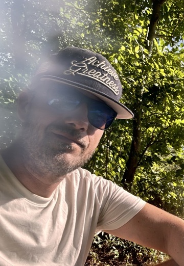 Roger (@roger651) — my photo № 1