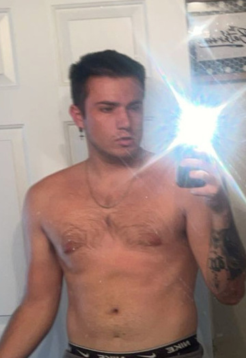 Bennie (@bennie25) — my photo № 2