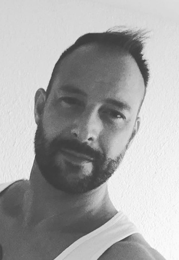 Tony (@tony4428) — my photo № 3