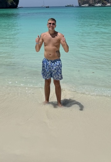 Kevin (@kev1887) — my photo № 7