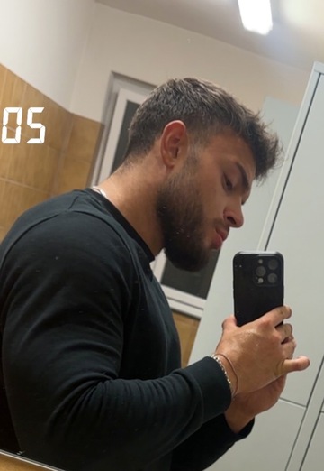 Julian (@julian760) — my photo № 5