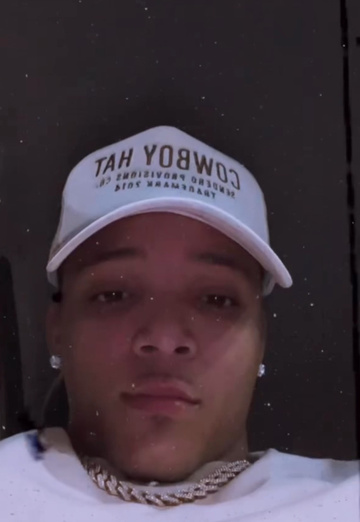 Jay (@jay2145) — my photo № 2